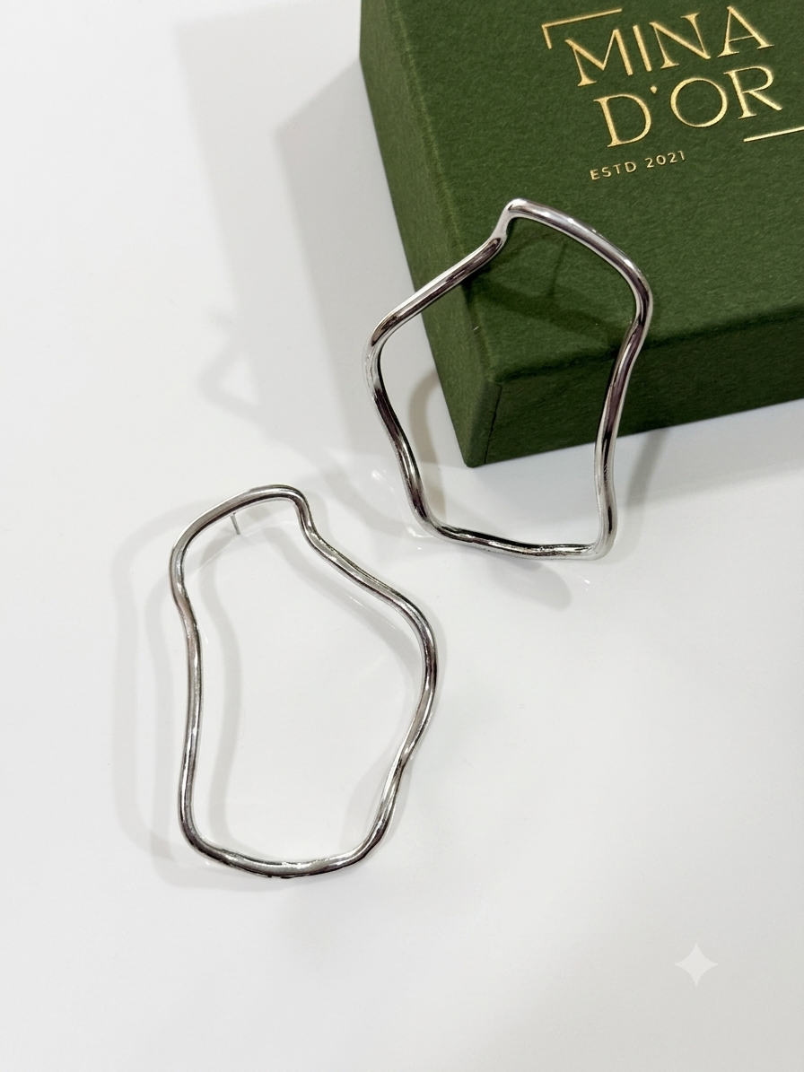 Molura Hoops