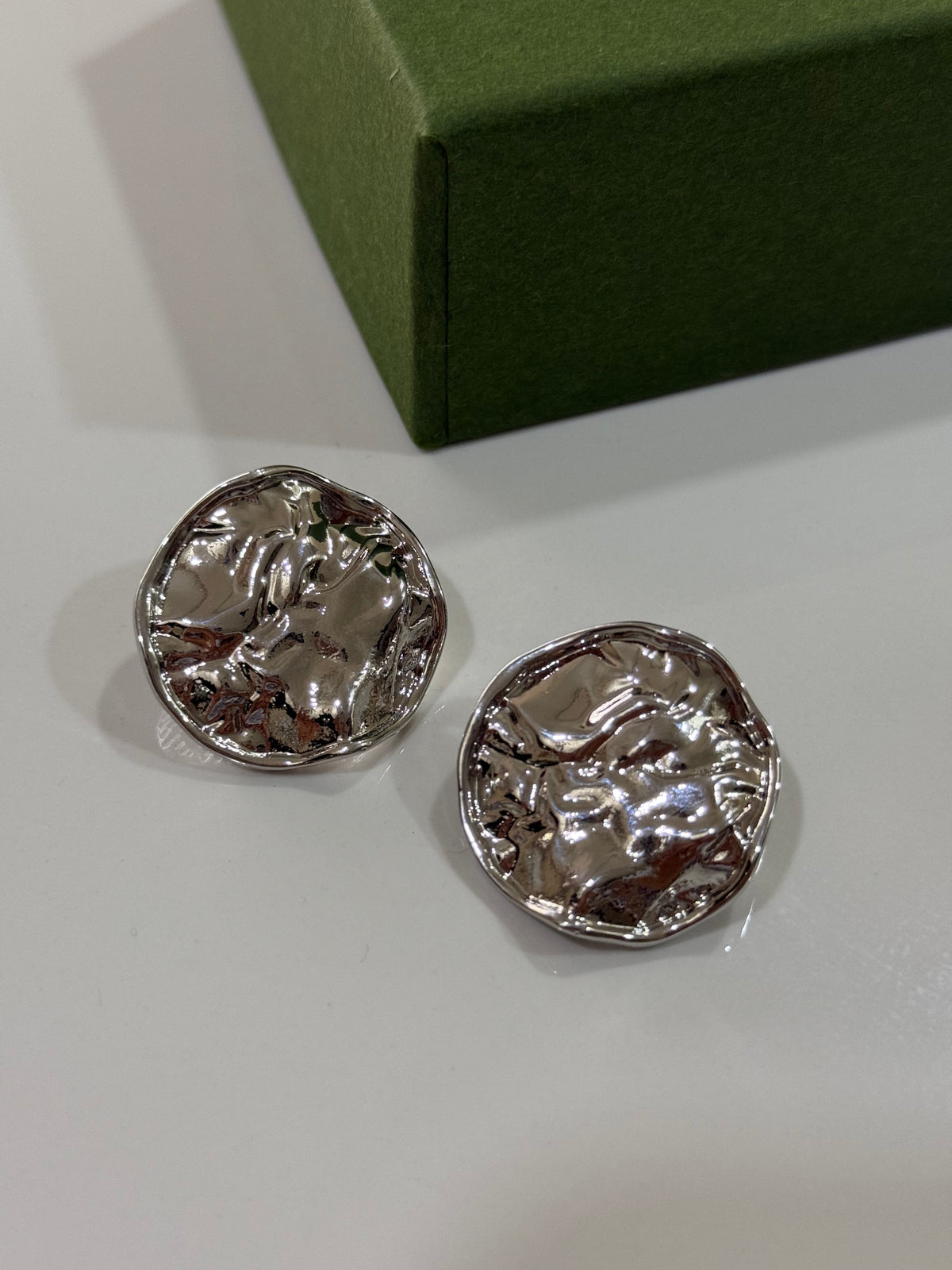 Molten Studs
